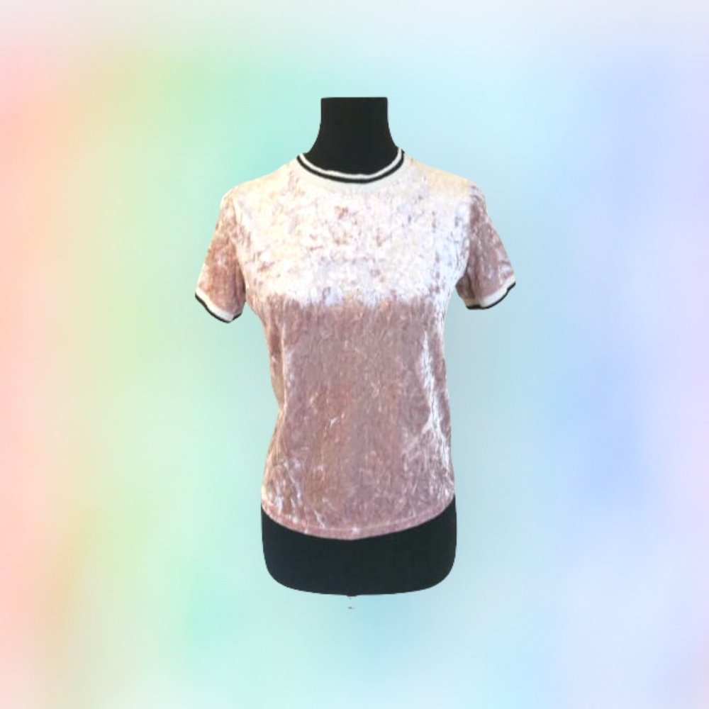 Pink Faux Velvet T shirt size Sm